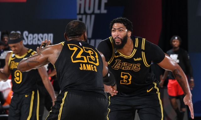 中国姑娘以 中国姑娘以