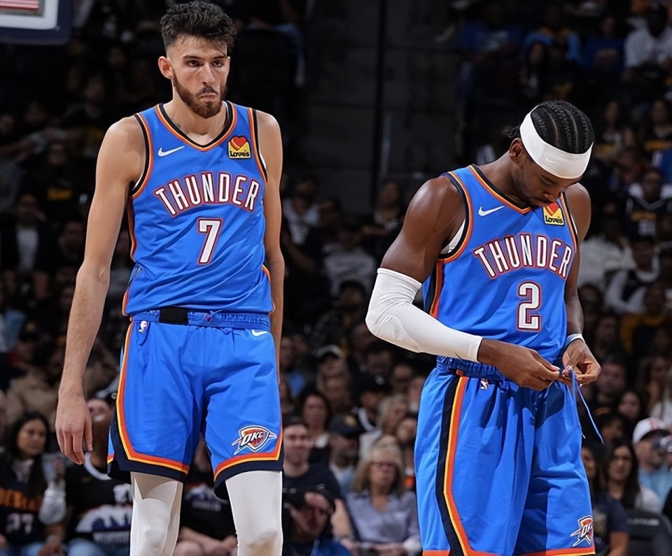 莱昂纳德和 莱昂纳德和